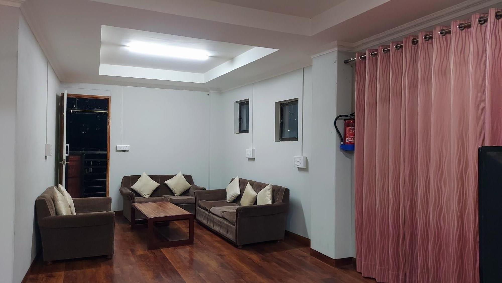 Hotel Dinthar Zara Āīzawl Exterior foto